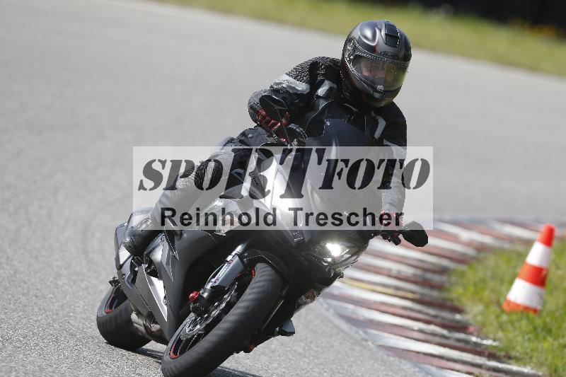 /Archiv-2024/17 01.05.2024 Speer Racing ADR/Schnuppertraining